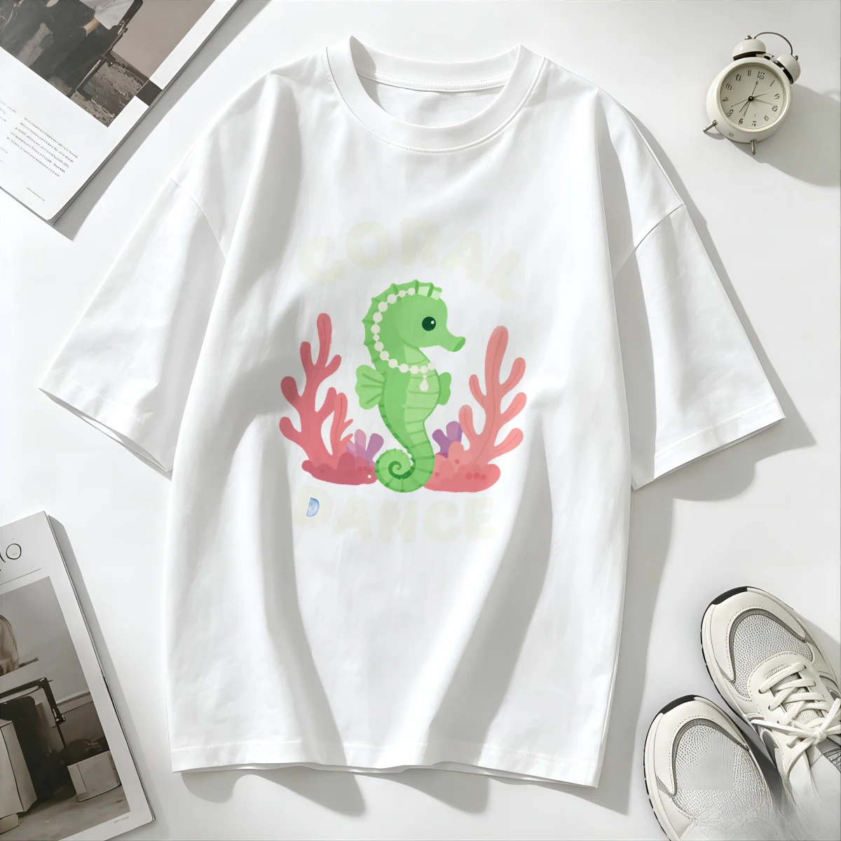 T-shirt à motif imprimé marbré, design élégant, sophistiqué, raffiné, qualité supérieure, grade supérieur, excellent, exceptionnel, magnifique