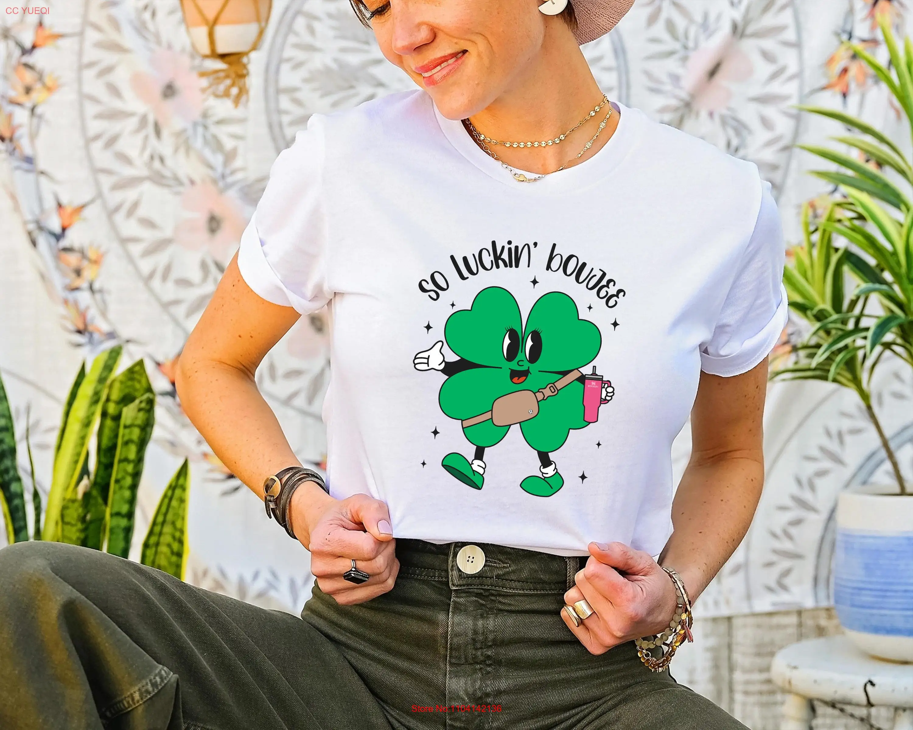 

Футболка So Luckin Boujee Lucky Shamrock День Святого Патрика Irish Patricks с милым клевером и длинными или короткими рукавами