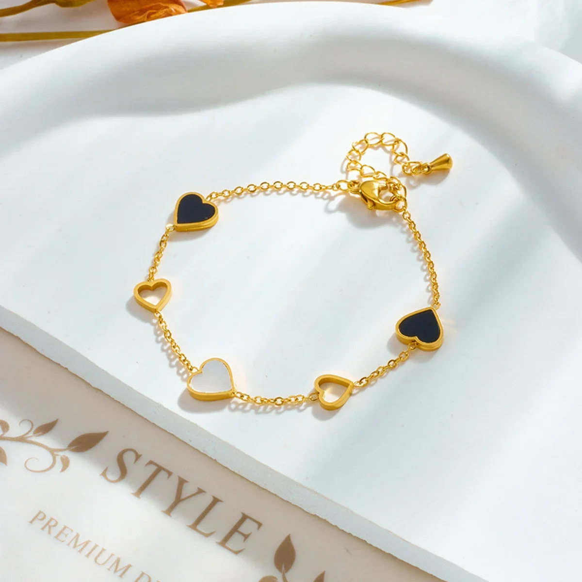 Black & White Enamel Heart Bracelet — product information 5