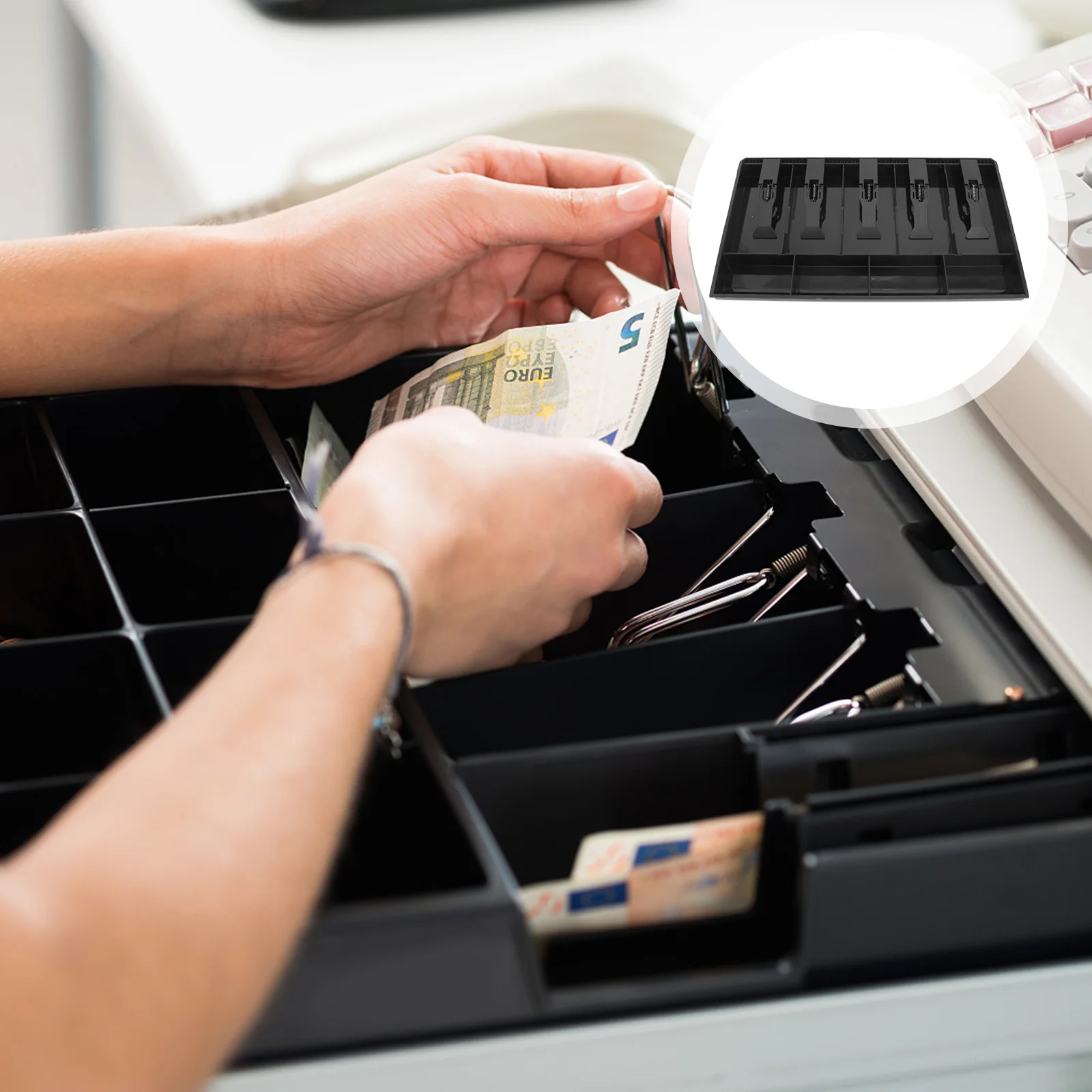 5 شبكات درج النقود إدراج صينية مع مقاطع الفاتورة لتخزين النقود الآمن في محلات السوبر ماركت والمناسبات الخارجية باللون الأسود