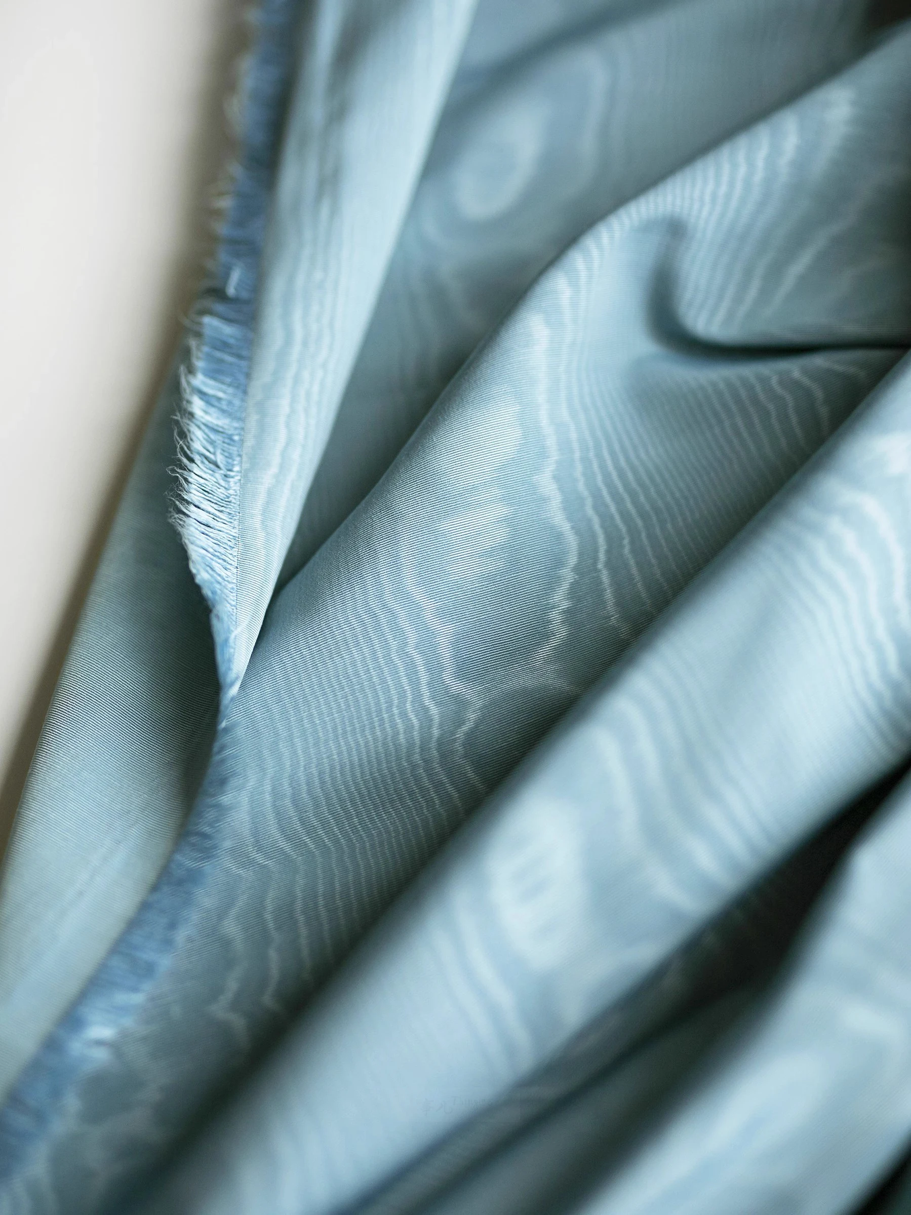 Blue Moire reflective jacquard fabric moire jacquard texture layer suit half skirt garment designer fabric