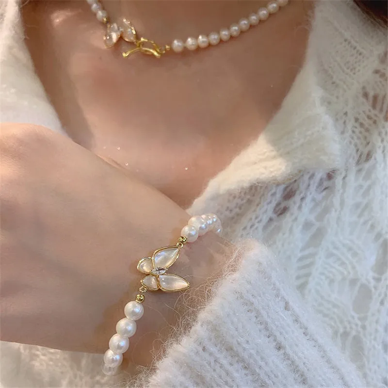 Women Vintage Fashion Temperament Butterfly Necklace Bracelet Baroque Pearl Clavicle Bead Bracelet Choker Necklace Jewelry Set