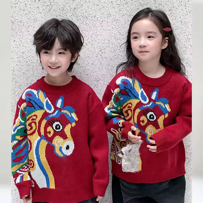 

2026 Одинаковые комплекты для всей семьи в китайском Новом году, От 1 до 12 лет, свитер для братьев и мальчиков, S-XXL для взрослых, мамы, папы, брата, сестры, красной свитер с лошадью