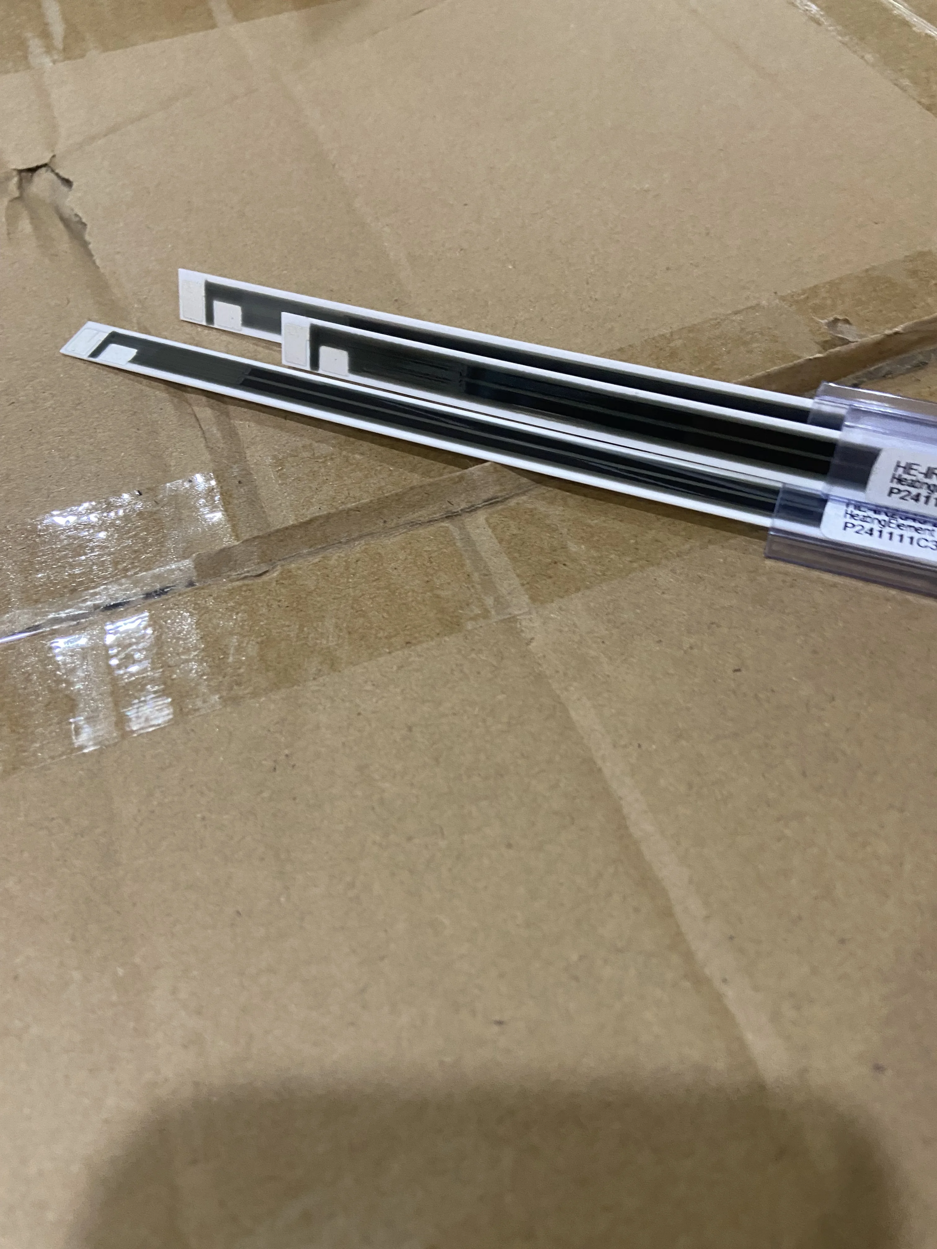 

2 шт. нагревательный элемент фьюзера FM3-9382 для Canon IR 2520 2530 2525 2535 2545 4245 4521 керамический нагревательный элемент H.E