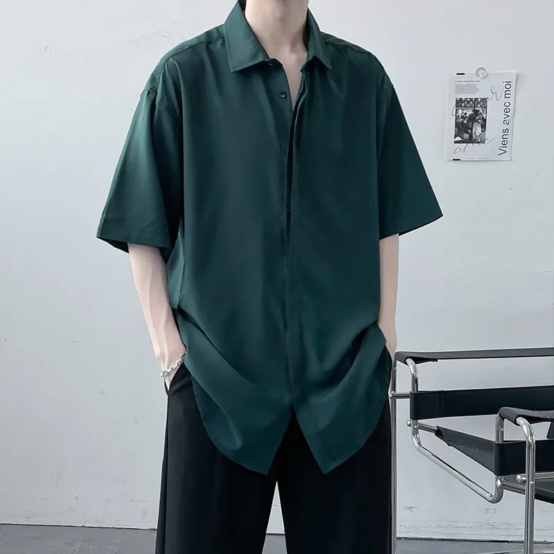 

Men's Casual Loose Fit Ice Silk Short Sleeve Shirt Thin Style Drapey Half Sleeve Pure Color Summer Fashion Button down Shirt