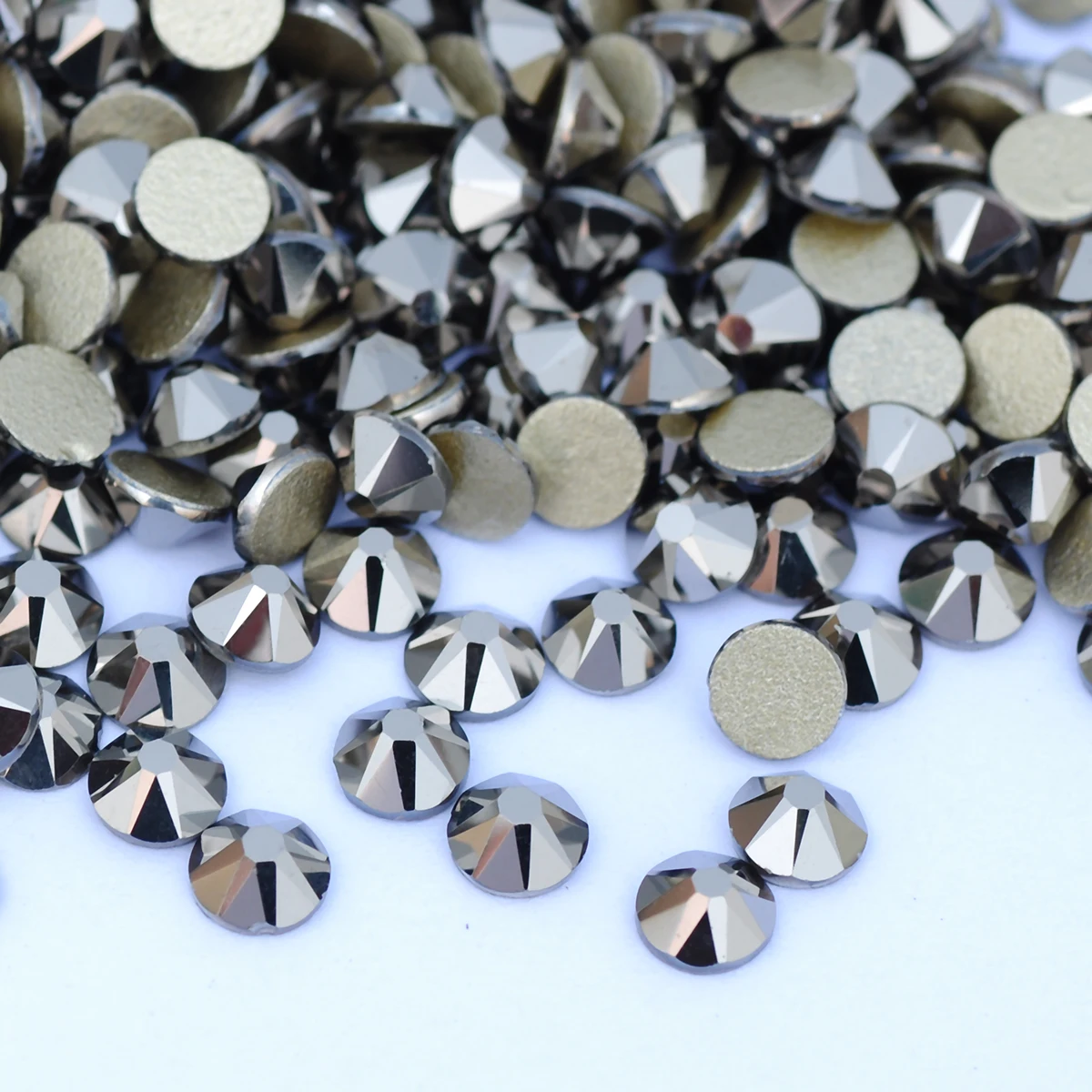PUBRILEX Jet Hematite Xirius 8 Große 8 Kleine Kristallglas-Strasssteine, nicht heißfixierbar, Flachback-Strass für Kleidung, Nägel, DIY – Detail 3