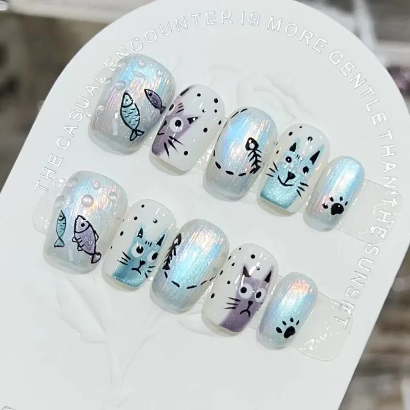 【Cats Eat Fish】10Pcs /Set Full Cover False Nails Press on Nails Fake Nails Diy Pure Handmade Removable Short Aurora Pink