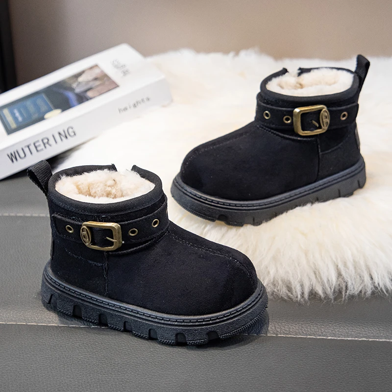 أحذية شتوية جديدة للأولاد لعام 2025 أحذية ثلج للفتيات أحذية قطنية سميكة أحذية قطنية دافئة ومضادة للانزلاق