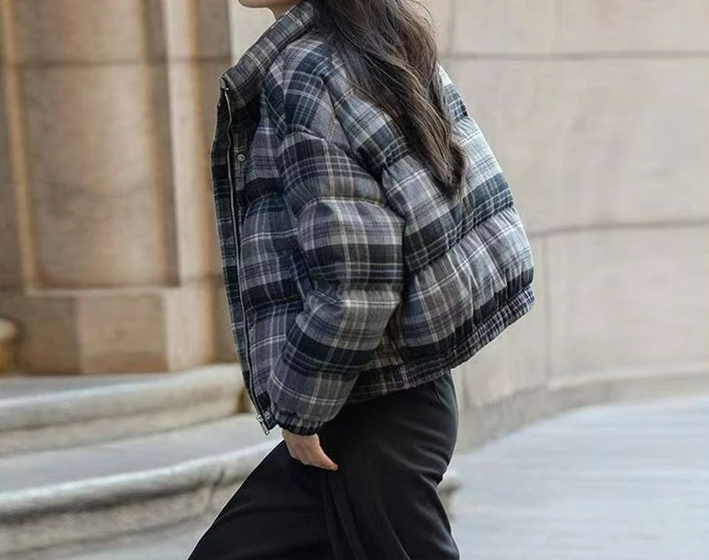 2025 ملابس قطنية نسائية شتاء جديد منقوشة قصيرة سميكة دافئة موضة سترة مبطنة بالقطن #6