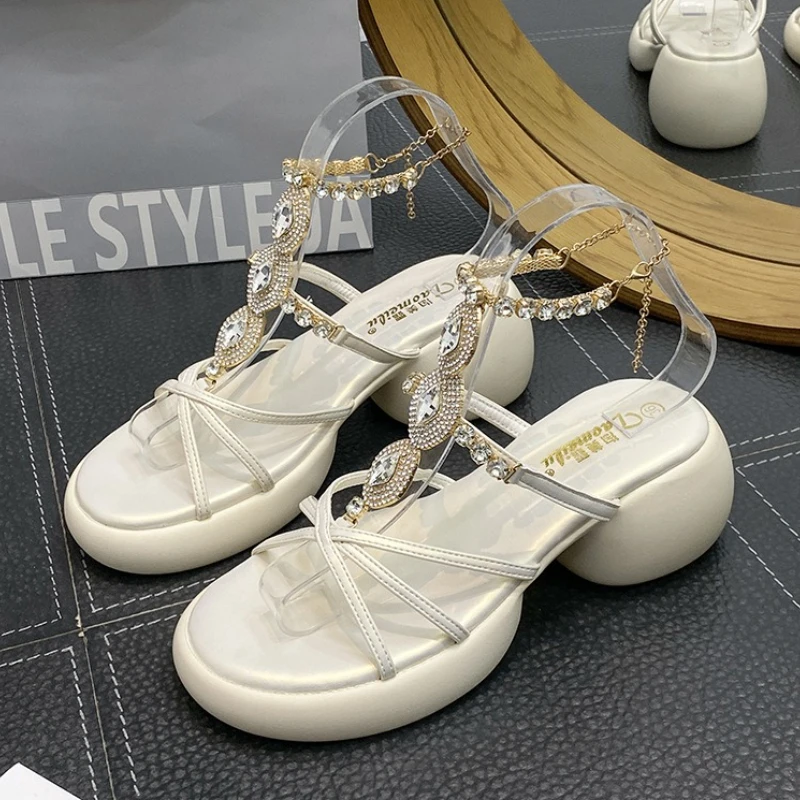 

Модные сандалии на платформе с цепочкой и стразами, женские летние пикантные сандалии на толстой подошве с перекрестным ремешком и открытым носком Sandalias Mujer