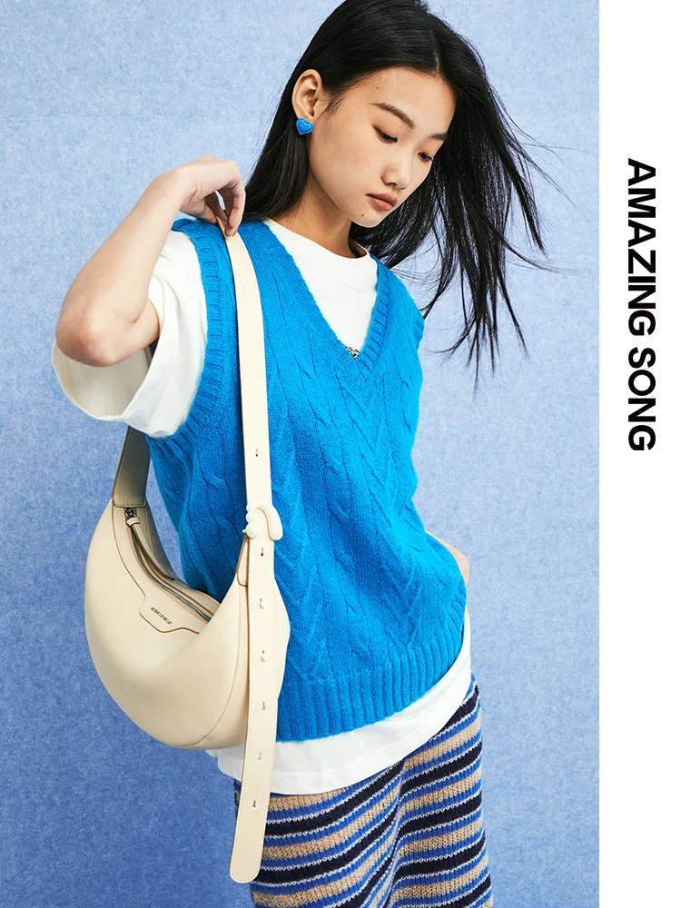 Amazing Song Crossbody Bag Half Moon Medium