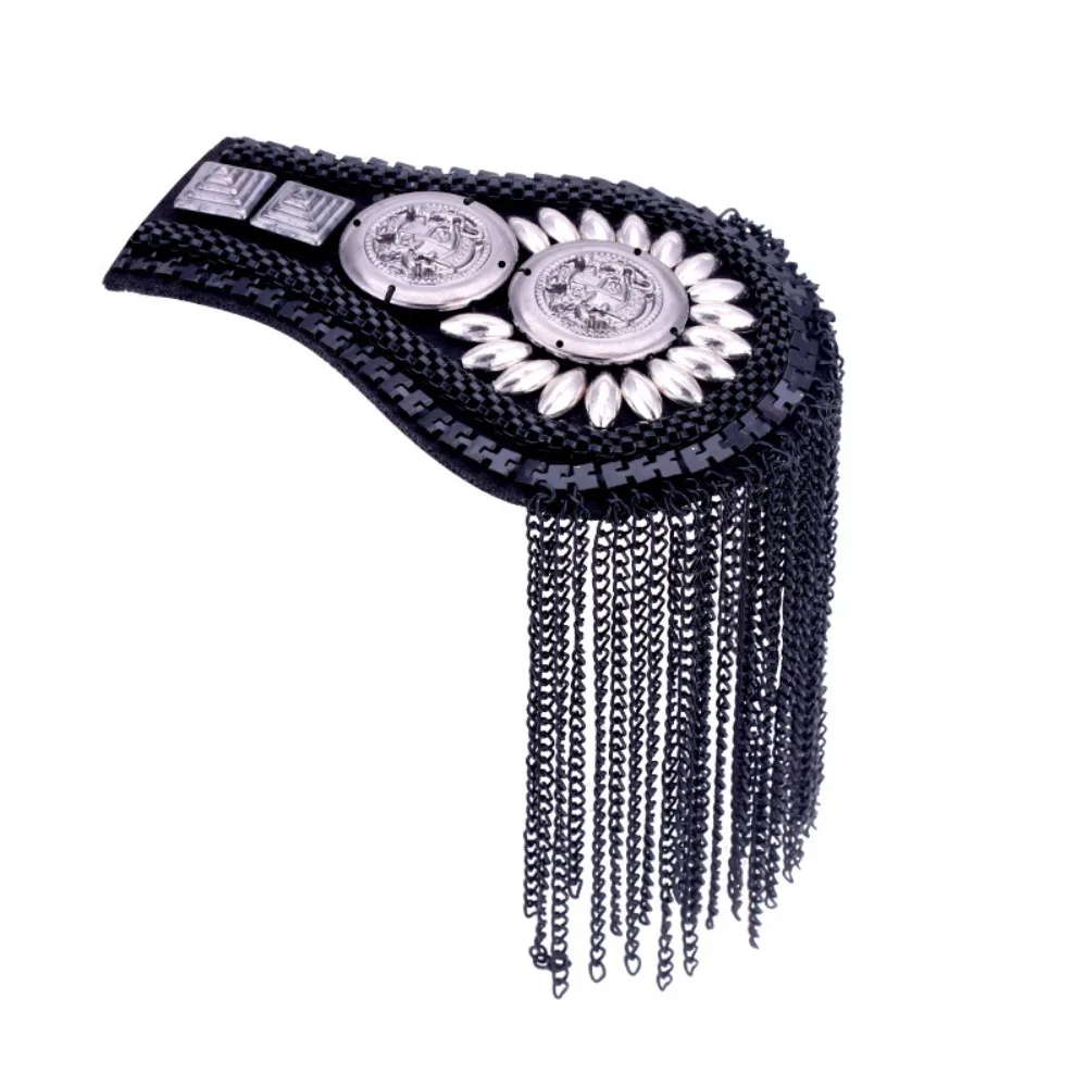 Retro Pin Tassel Chain Epaulettes Metal Alloy Brooch Shoulder Board Detachable Breastpin Jacket Vintage Brooch Women