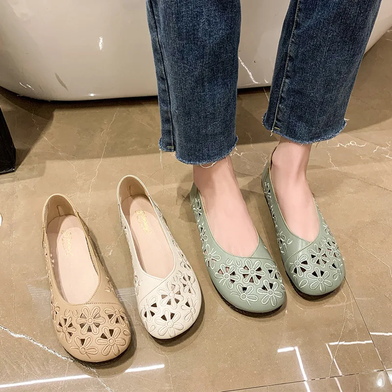 Women Summer Flat Shoes Flower Hole Loafers Breathable Female Leisure Shoes Ladies Flats Woman Plus Size Zapatos De Mujer