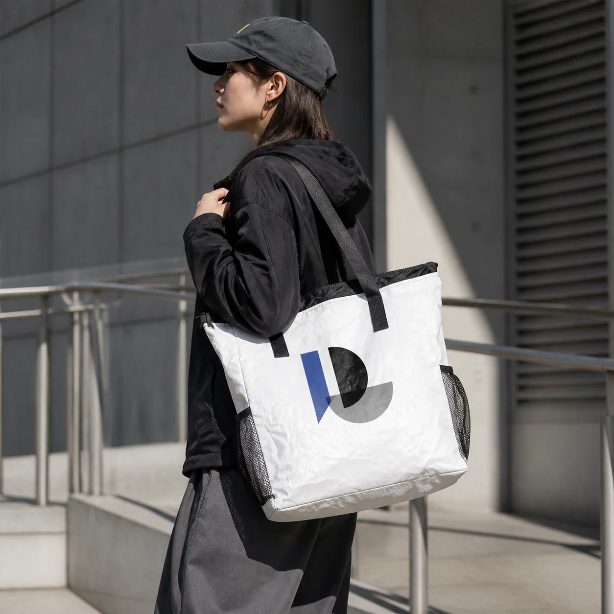 Custom  Tote Bag 3D Structured Handbag Minimalist Functional Style Personalized Logo Printed Fashion Shopping Bag