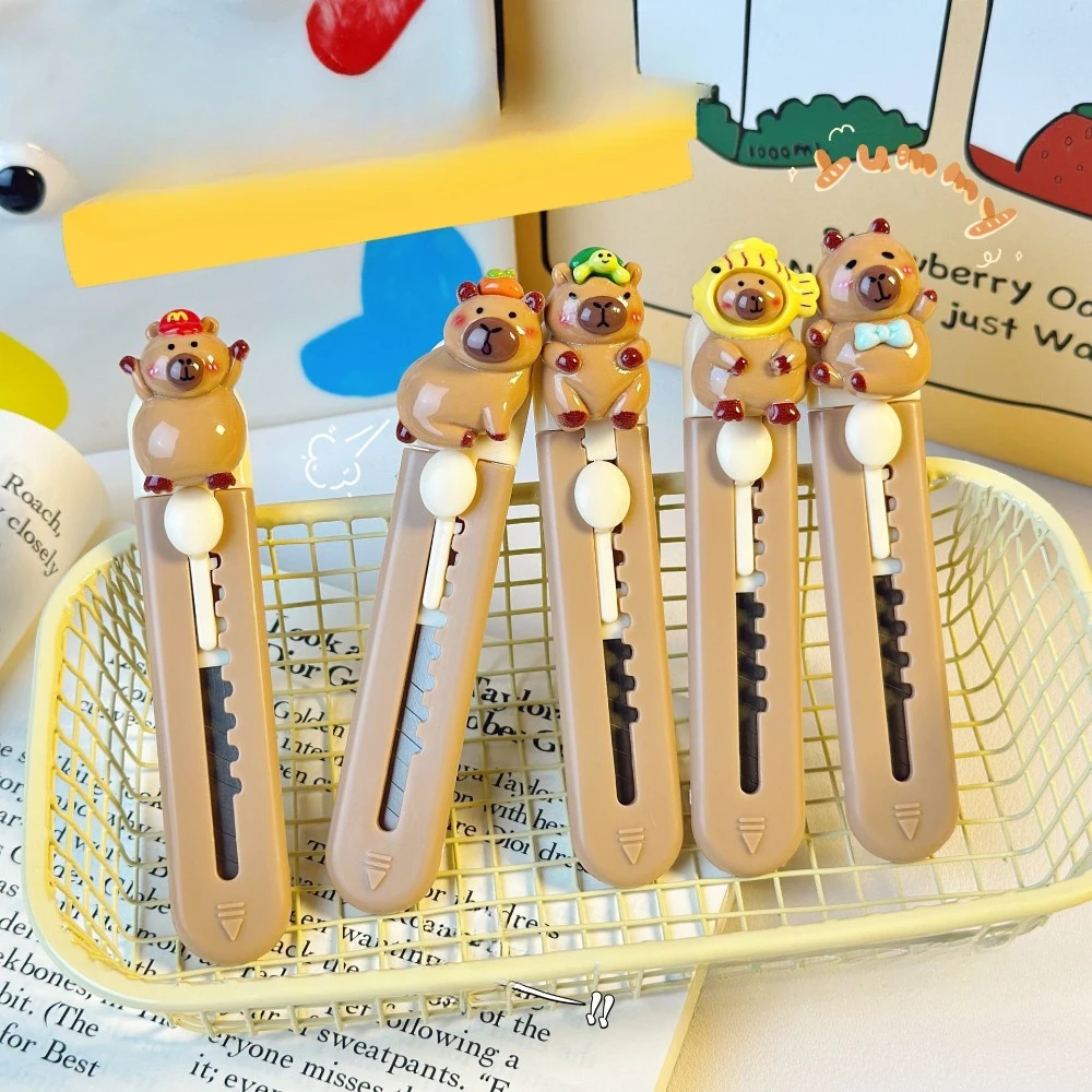 1Pc New Bear Art Knife Student Cartoon Paper Cutter Cute Sharp Mini Portable Portable Express Unpacking Artifact