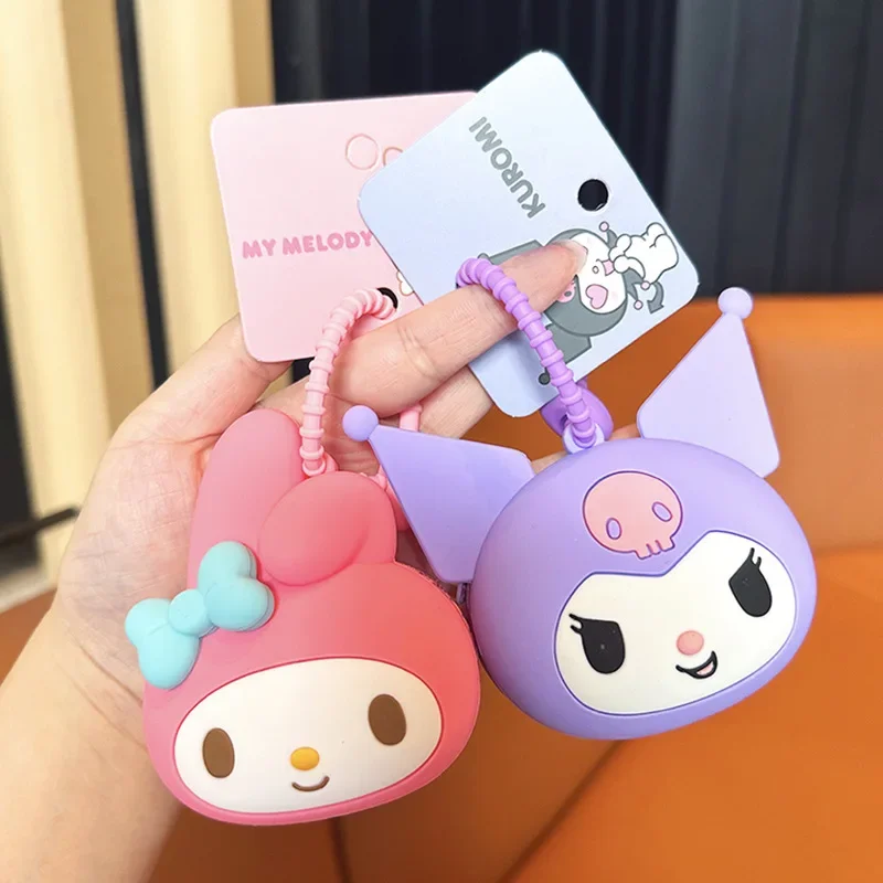 

Sanrio Kuromi My Melody Cinnamoroll Pochacco PomPomPuri Кошелек для монет Kawaii Сумка для наушников Нежная сумка в форме сердца для девочек Подвеска