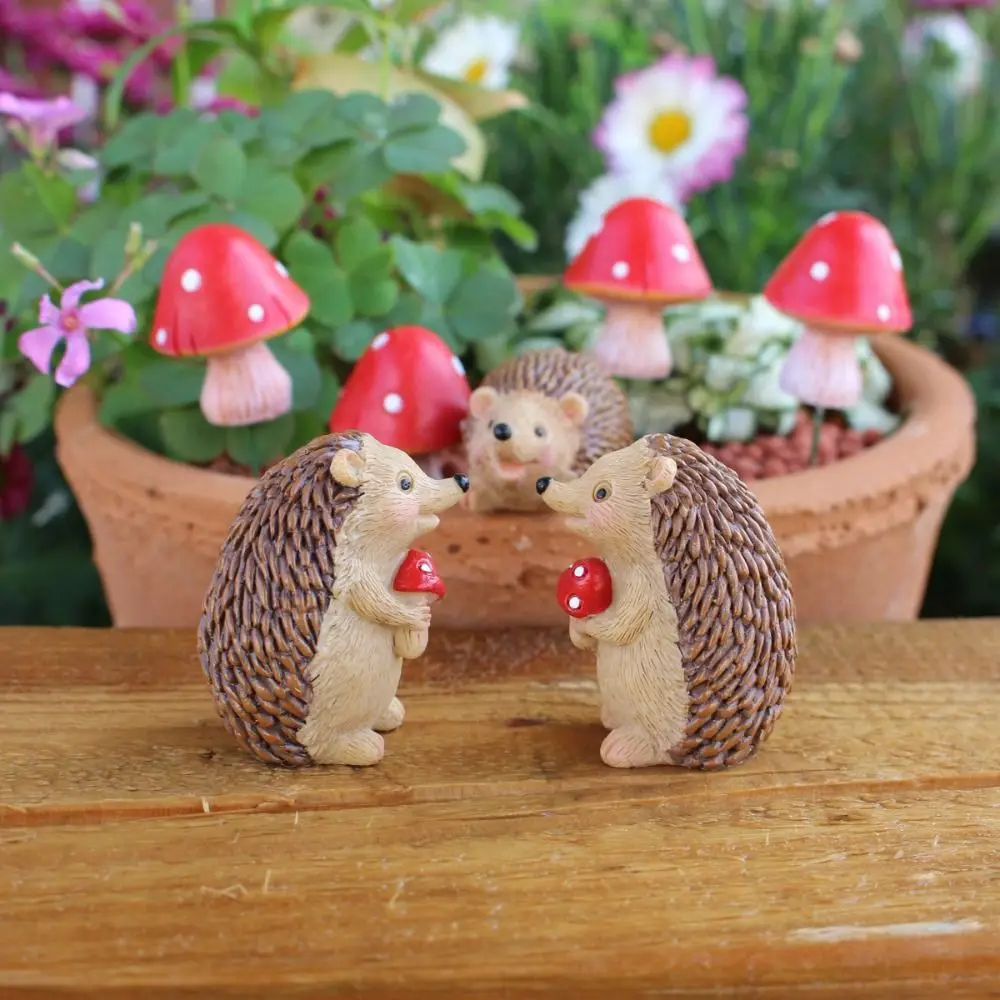 

7pcs Resin Hedgehog Mushroom Statue Cartoon Cute Animal Sculpture Waterproof Simulation Garden Miniatures Figurine Home