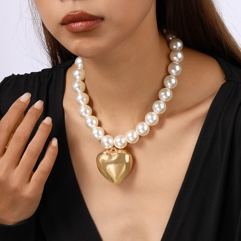 Aihua Übertriebene Imitation Perle Perlen Halskette für Frauen CCB Große Herz Anhänger Choker Halskette Schmuck Auf Den Hals Kragen – Detail 2