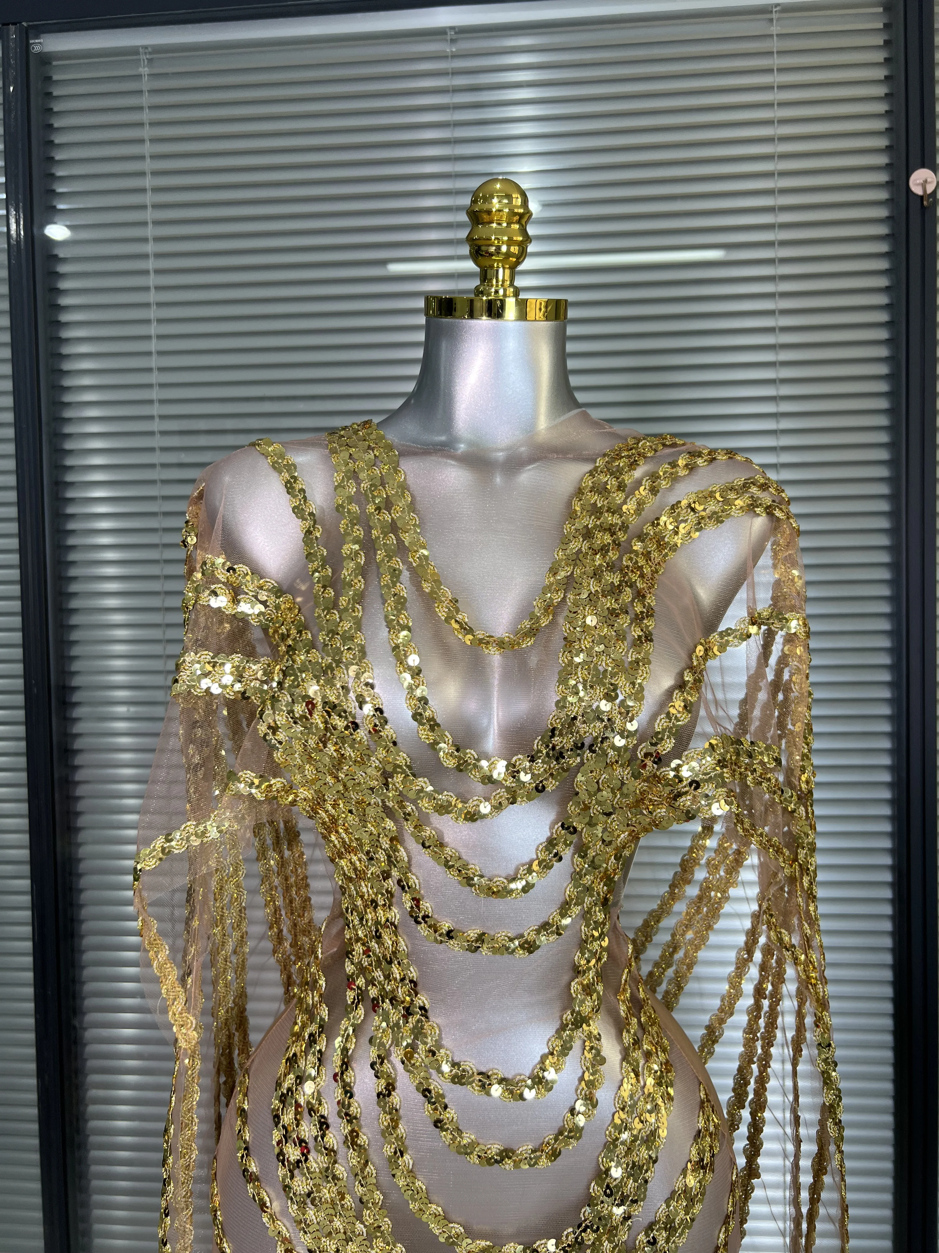 Nuevo vestido Maxi dorado de lentejuelas transparentes de malla sexi para mujer, vestido transparente para fiesta, disfraz de escenario actuación