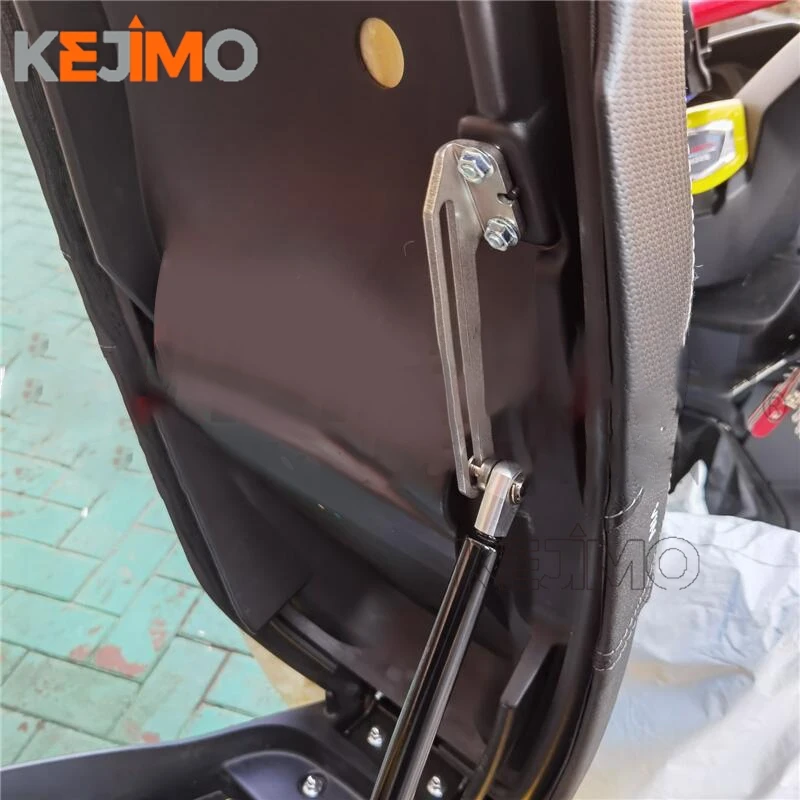 Seat Stopper Track Parts Open Angle Increases Bracket FOR KYMCO SuperDink 125/CC Xciting 500 Superdink 300i Downtown 300i 2012