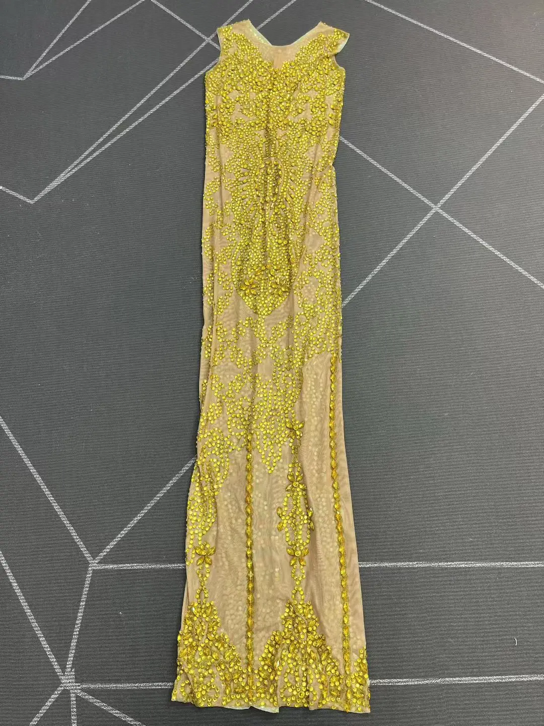 Black Tie Gala Party Luxury Evening Gown Birthday Prom Sparkly Crystals High-end Golden Long Dress See Through Mesh Outfit Dajin