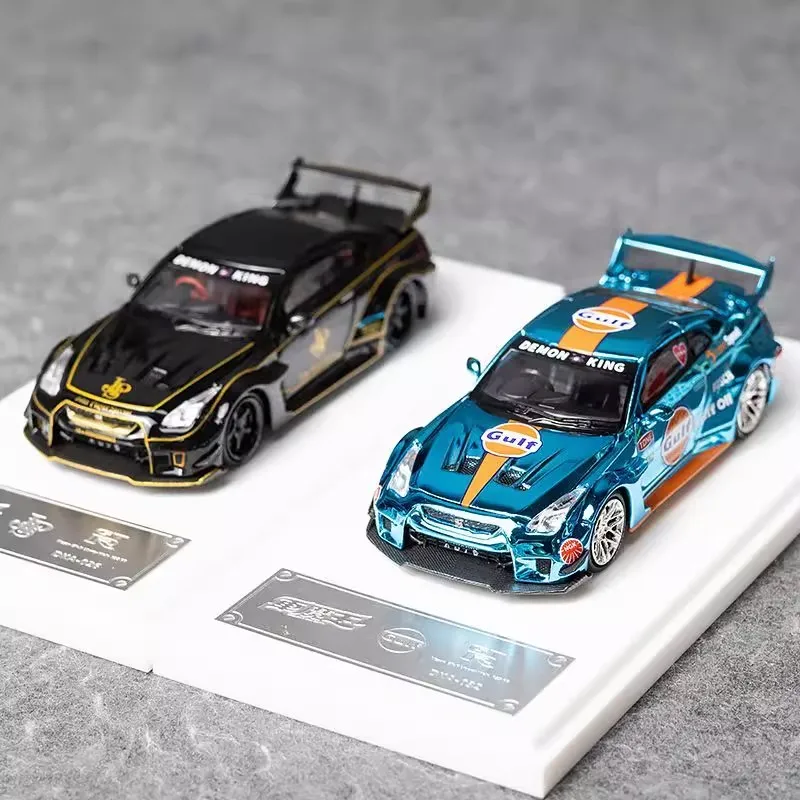 

DEMON KING AUTO 1:64 GTR R35 Plated Gulf Painted Alloy Car Model