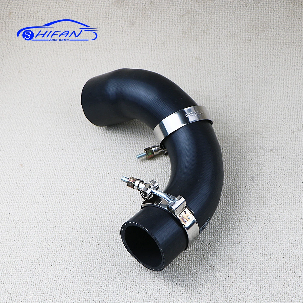 31261369 Car Engine Intercooler Hose For Volvo XC90 2003 2004 2005 2006 2007 2008 2009 2010 2011 2012 2013 2014 2015 2016