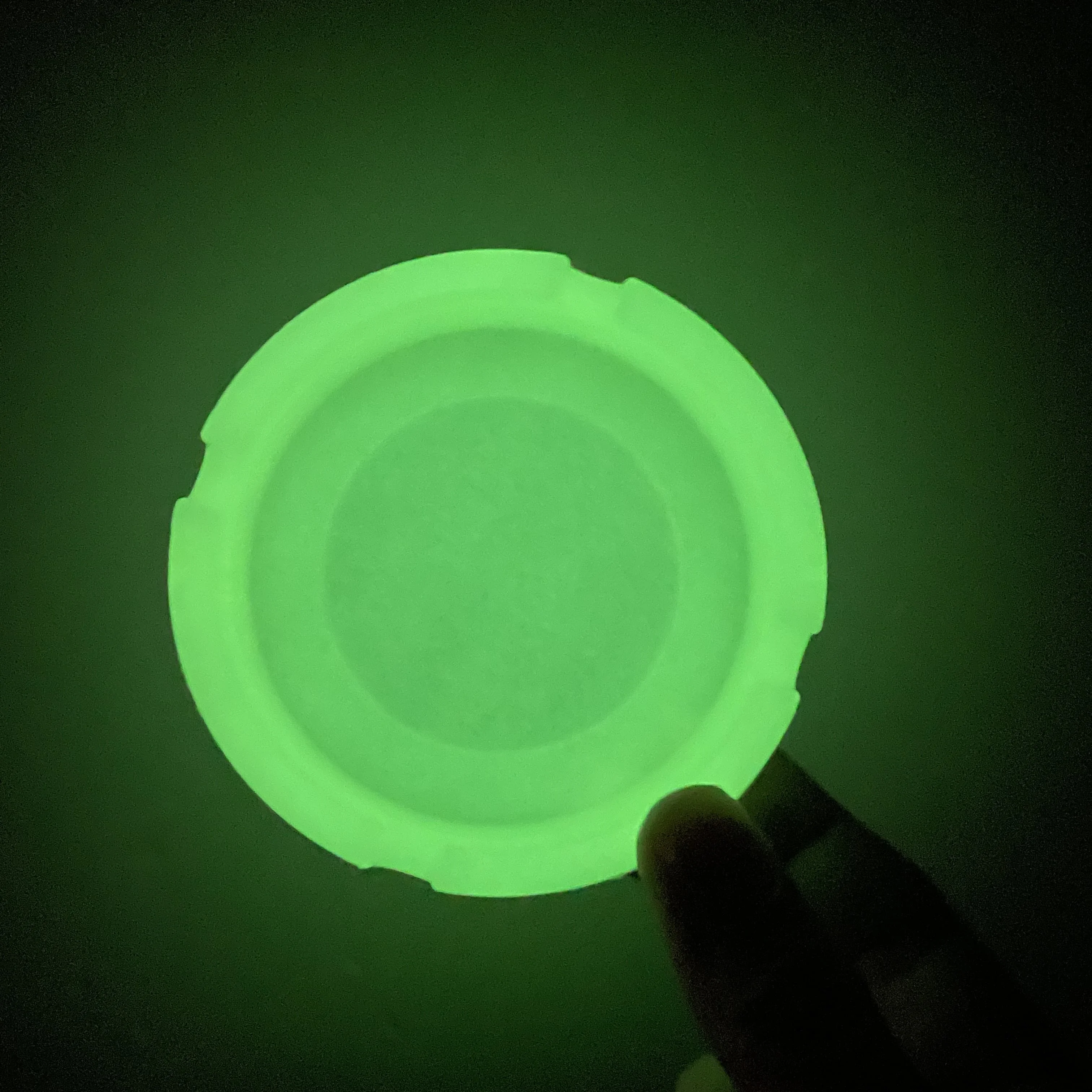 Glow in the Dark Round Silicone Ashtray-Multi Colors Available