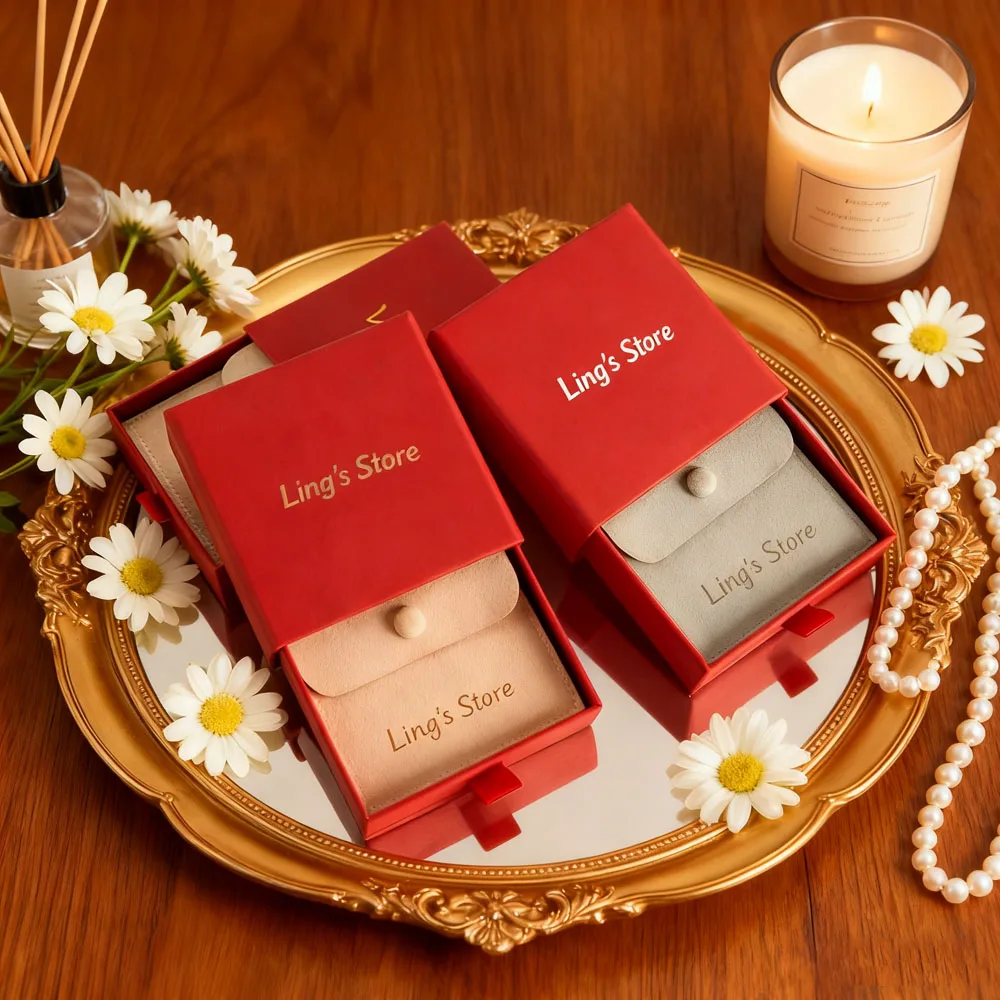 

9x9x2.5cm Red Drawer Box Paper Cardboard Jewelry Packaging Case Inside 8x8cm Microfiber Snap Button Gift Bag Small Suede Pouch