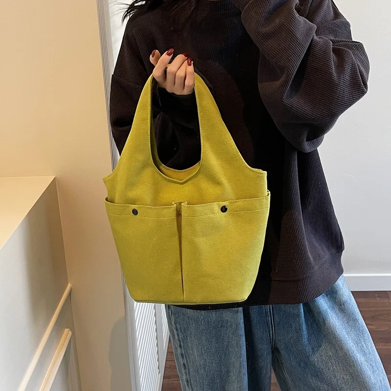 

2025 Light Luxury Women's Folded Bucket Bag - Fashion Simple Large Capacity Commuter Shoulder Tote