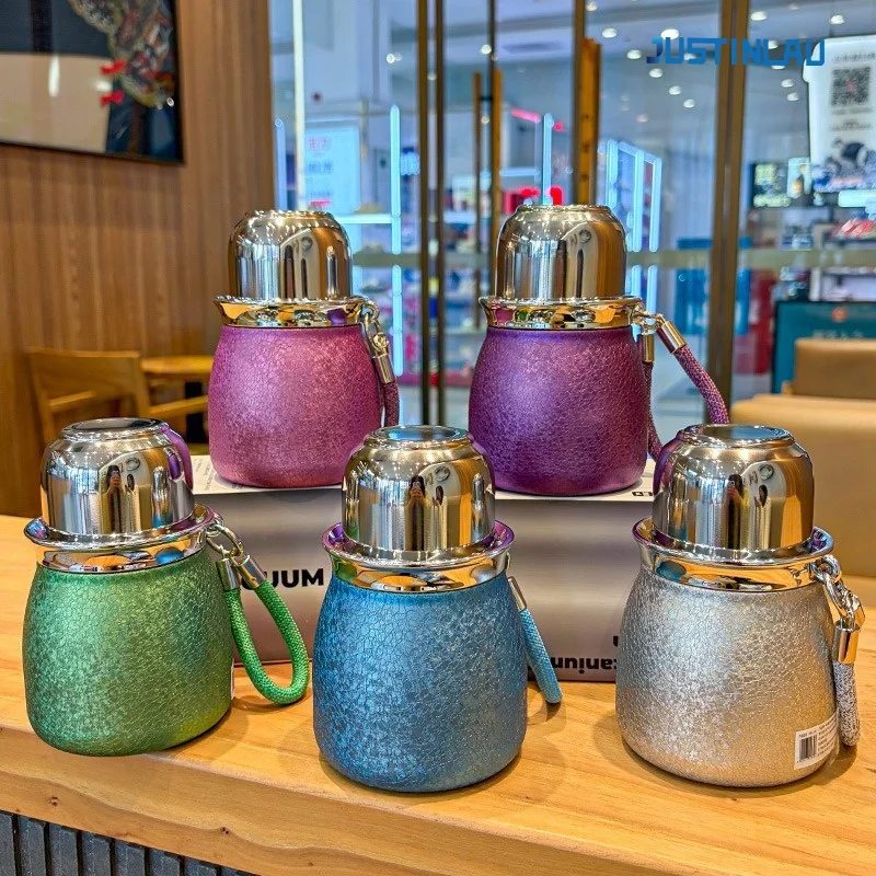 JUSTINLAU Isolierter Becher mit Titanbeschichtung für Herren und Damen, Wasserbecher mit Seil, tragbare Teetasse, Kürbis-Vakuumbecher, heiße und kalte Thermoflaschen