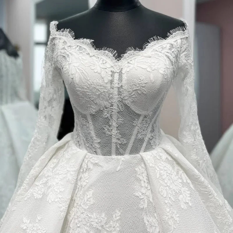 White Appliques Wedding Dresses Lace Flower Decal long tail Detachable A-line tail long sleeves Made wedding dress Bridal
