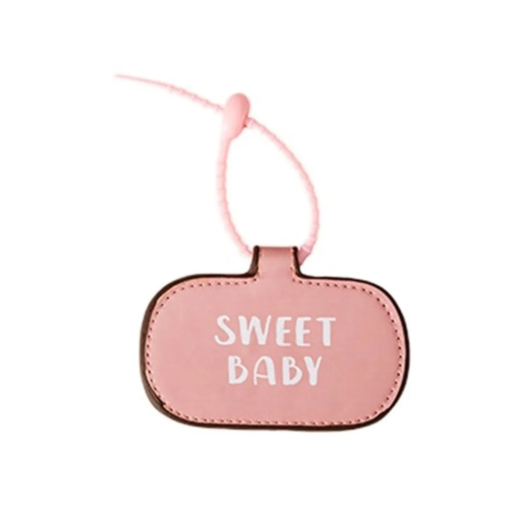 

Multifunctional PU Hat Magnetic Buckle Anti Loss Hanging Magnetic Hat Clip Cute Sun Hat Holder Backpack