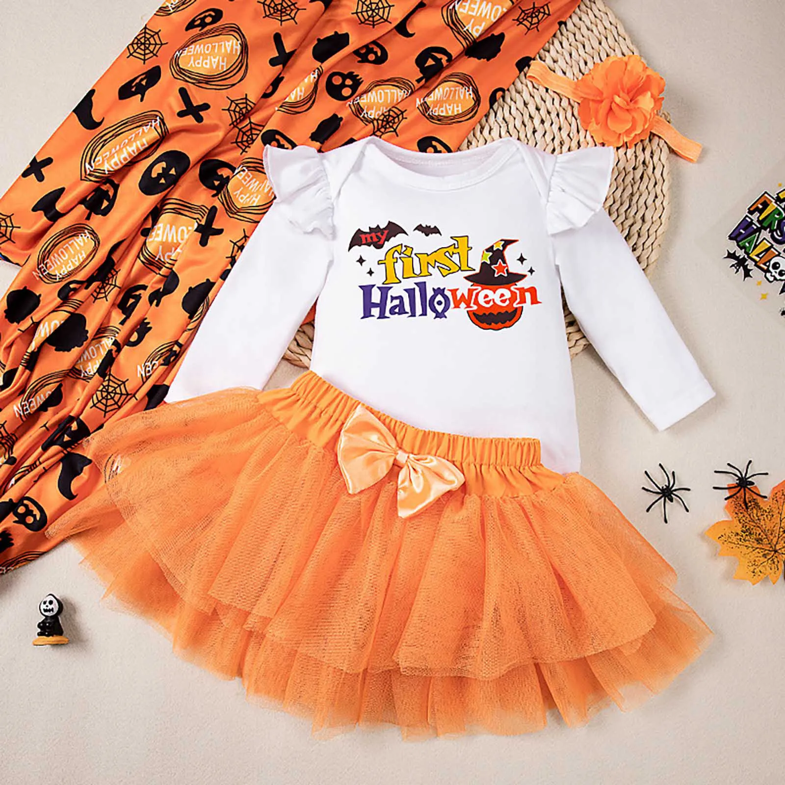 

3pcs Halloween Toddler Kids Girls Outfit Pumpkins Letters Prints Romper Skirt Hairband Set Outfits Giraffe Baby Girl Clothes