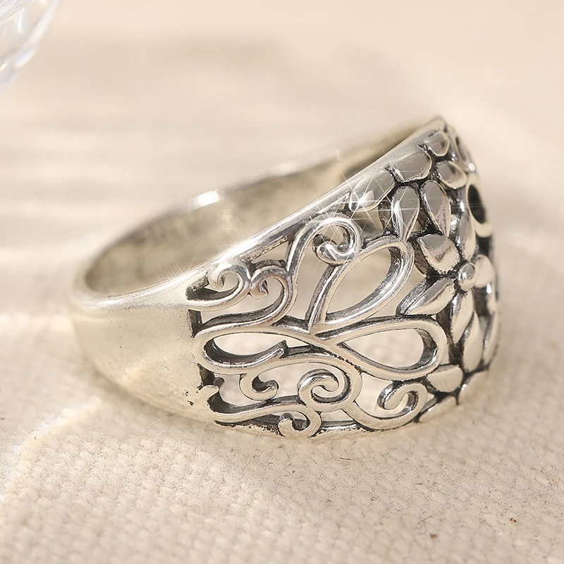 Vintage handgeschnitzter Blumen-Damenring aus silberfarbenem Metall mit geometrischem Design für den täglichen Gebrauch, Partyschmuck, Jubiläumsgeschenk – Detail 3