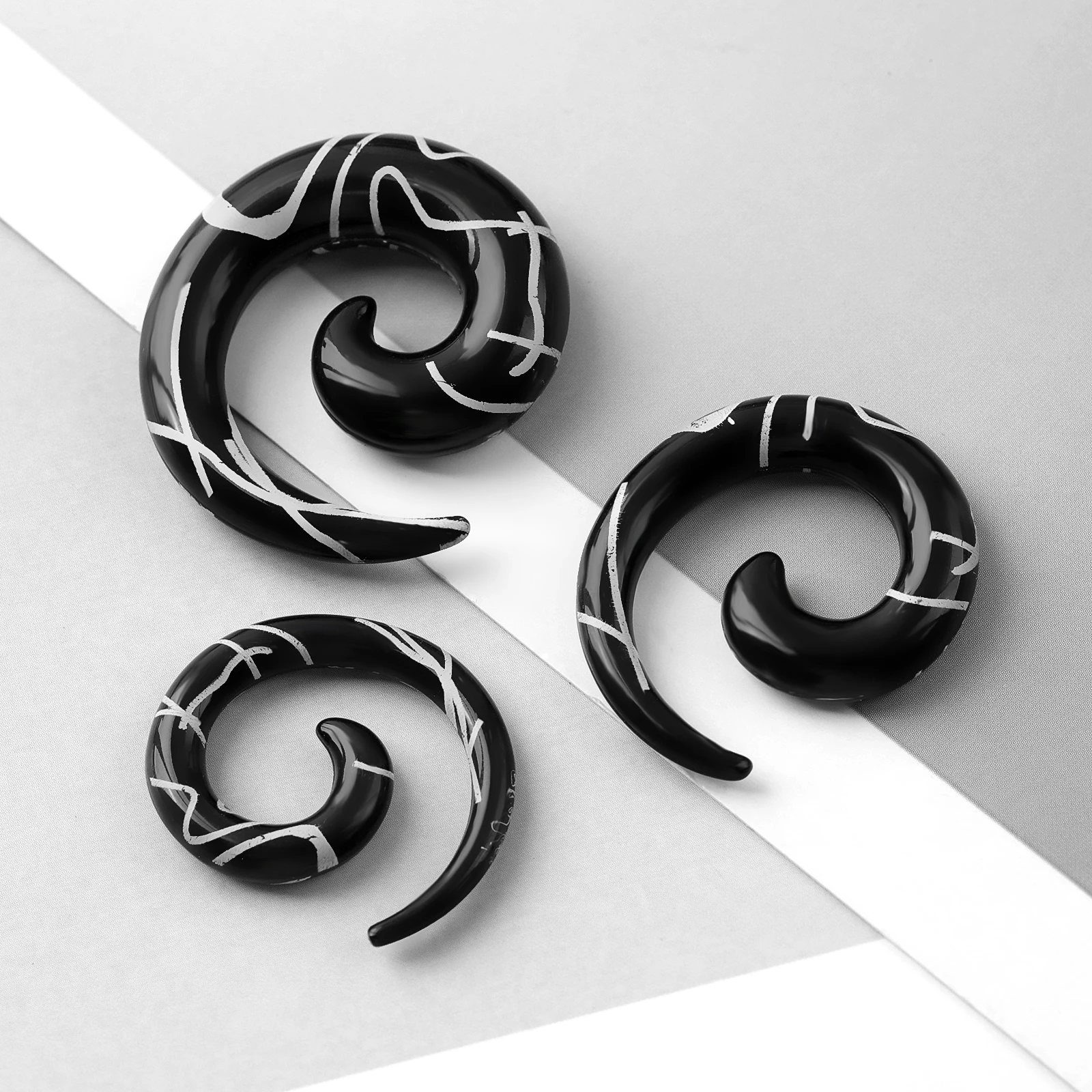 1pc Acrylic Helix Piercing Expanders Collar Ear Plugs And Tunnels Fashion Snail Punk Piercing Jewelry For Man And Woman