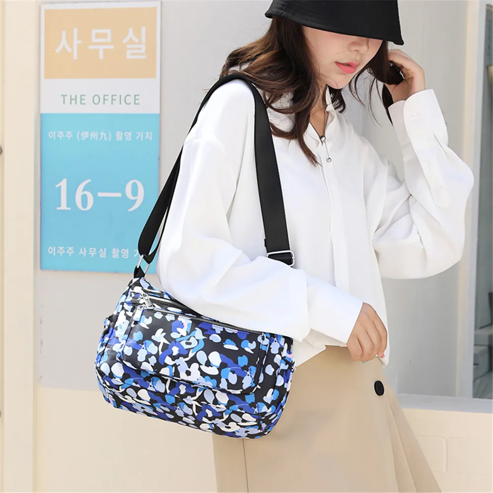 Women\'s Floral Shoulder Bag Large Capacity Nylon HandBags Designer Waterproof Casual Mother Bag Ladies Travel Tote Messenger Bag