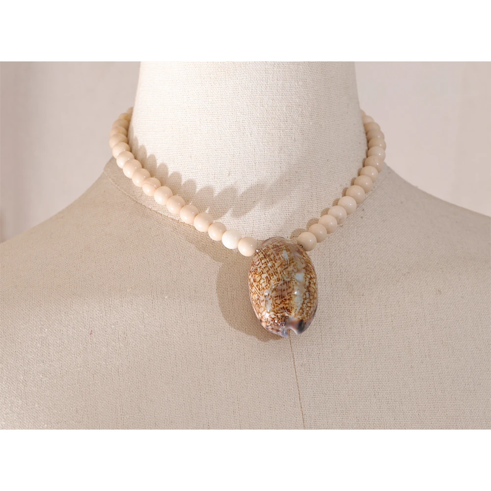 Yhpup Ocean Handmade Fossiln Beads Chain Conch Big Pendant Necklace High-Grade Summer Stainless Steel Jewelry Gift
