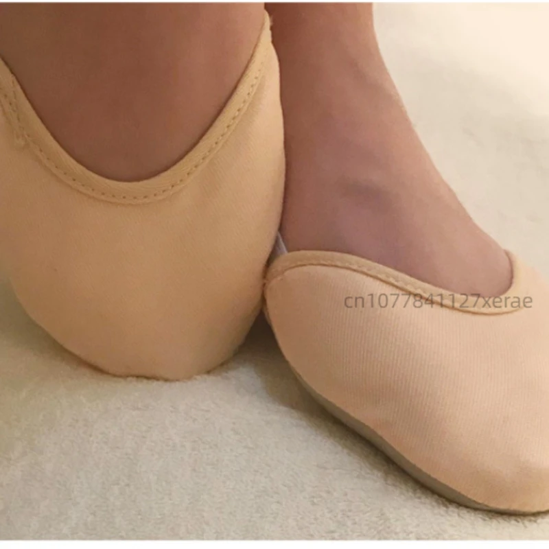 Chaussures de danse modernes à semelles souples absorbant les chocs, respirantes et légères pour l'entraînement, chaussures de ballet pour femmes