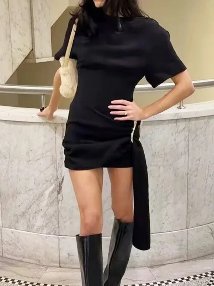 Women\'s Waist Slim Dress Horseshoe Buckle O-neck Short Sleeves Mid-waist Back Zipper Solid Mini Dress Summer New Chic Dress