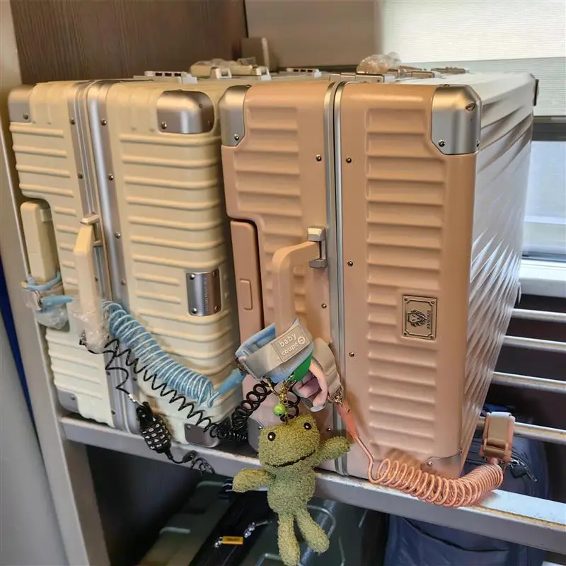 

Портативный страховочный ремень-поводок для путешествий, предотвращающий потерю, для девочек, для поездок на природу, для женских дорожных чемоданов, с фиксирующим ремешком на запястье