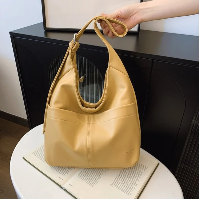 

Classic And Elegant Leather Messenger Bag For Ladies Crossbody Shoulder Handbag Tote Designer Brand High-Quality Material