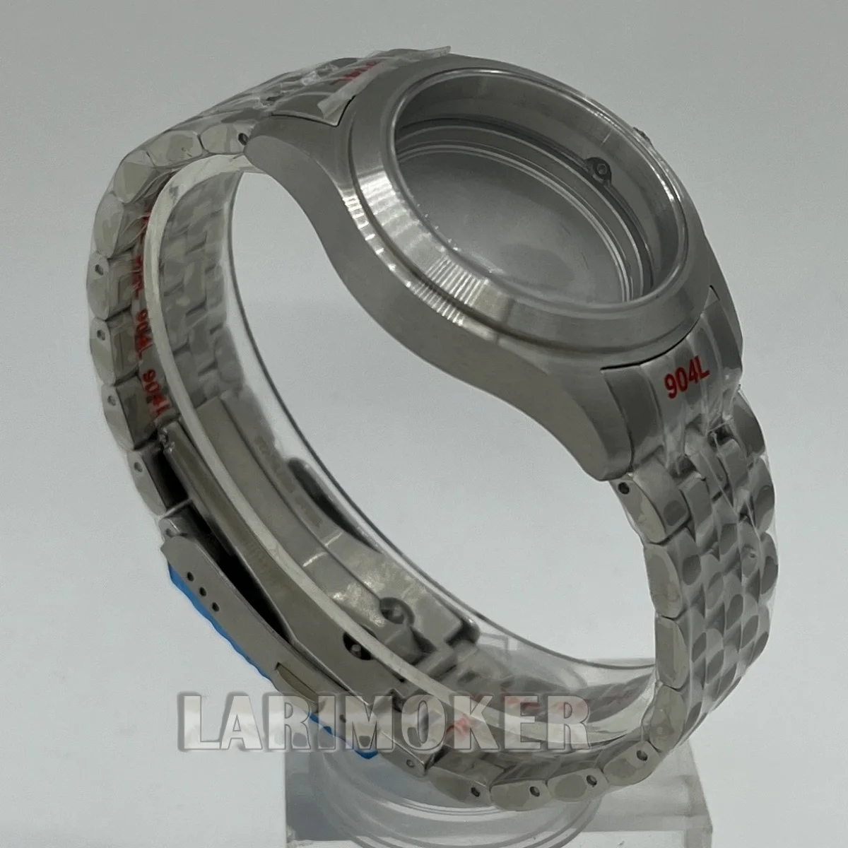 36mm 39mm シルバー ブラッシュド ケース ステンレススチール ブレスレット ドーム型サファイアガラス NH35A NH36A ETA2824 Miyota9015 ムーブメントに適しています