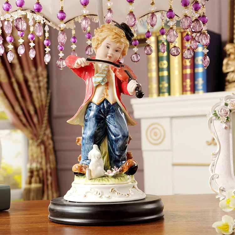 

European porcelain puppet ornaments character TV cabinets children's room ornaments ceramic crafts creative prince living room