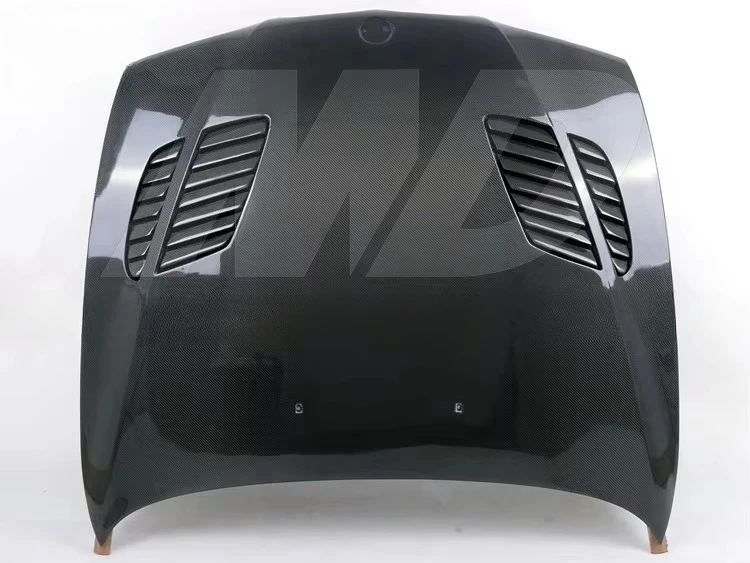 Carbon Fiber Hood for 1997-2003 5 Series E39