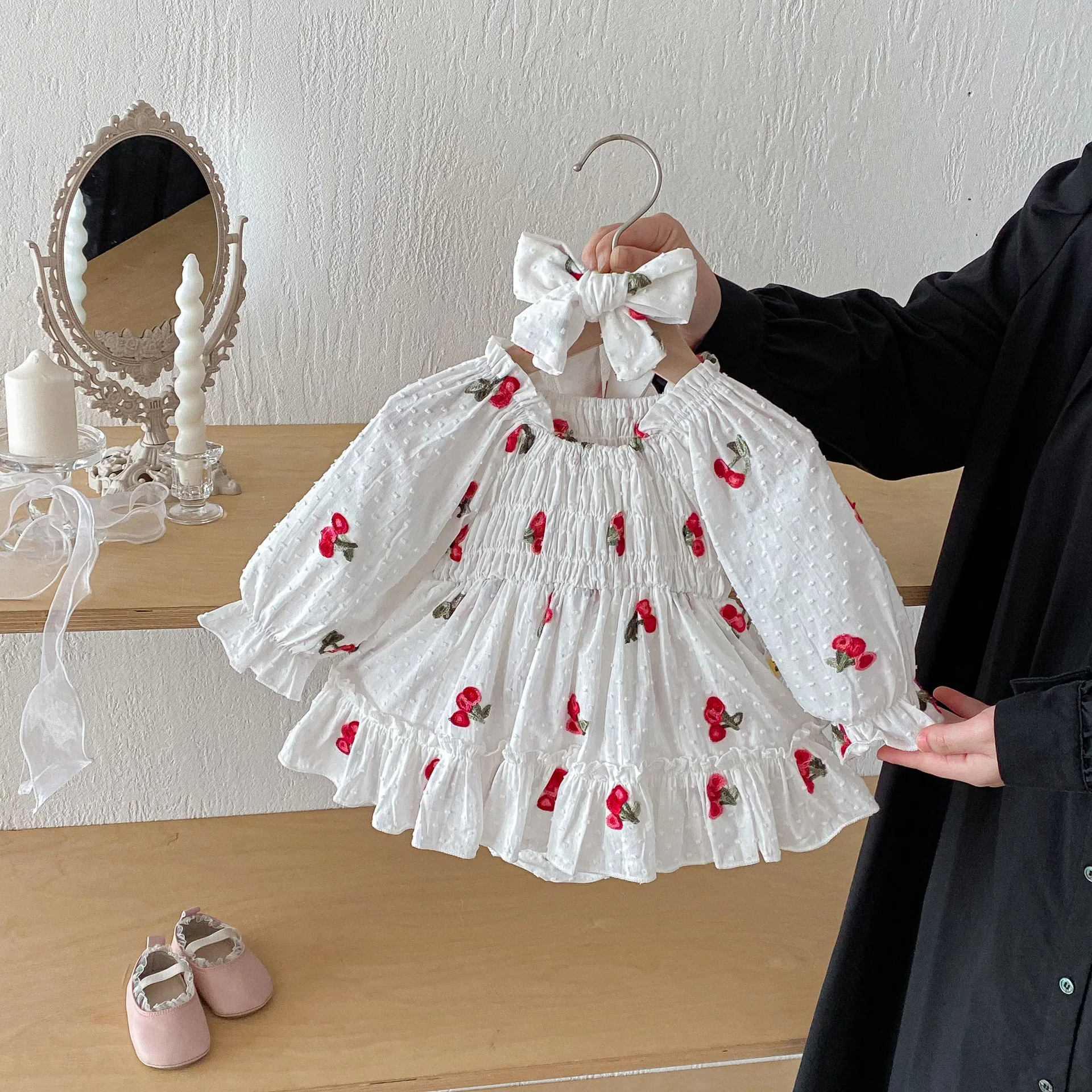 

2026 Spring New Baby Girl Long Sleeve Dress Girls Cute Cherry Embroidery Princess Dress Cotton Infant Bodysuit Dress Clothes