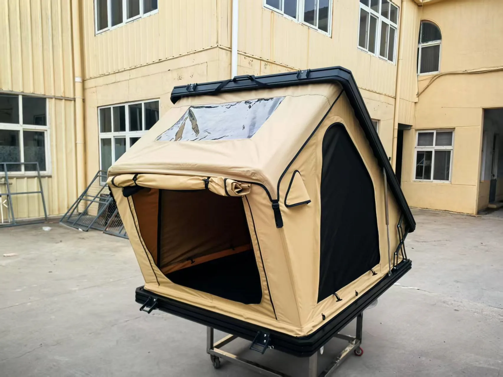 Aluminum Easy Setup Hard Top Pick up Larger Space Offroader Car Tent Overland Roof Tops Tents Outdoor Camping Roof Tent
