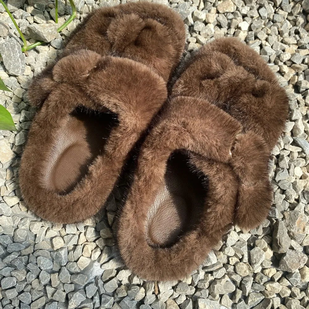 Flauschige Hausschuhe aus Kunstfell für Damen, mit verstellbarer Schleife, imitierende Nerz-Sandalen, flache Damensandalen, rutschfeste Sohle, Fell-Schuhe für Damen. – Detail 10