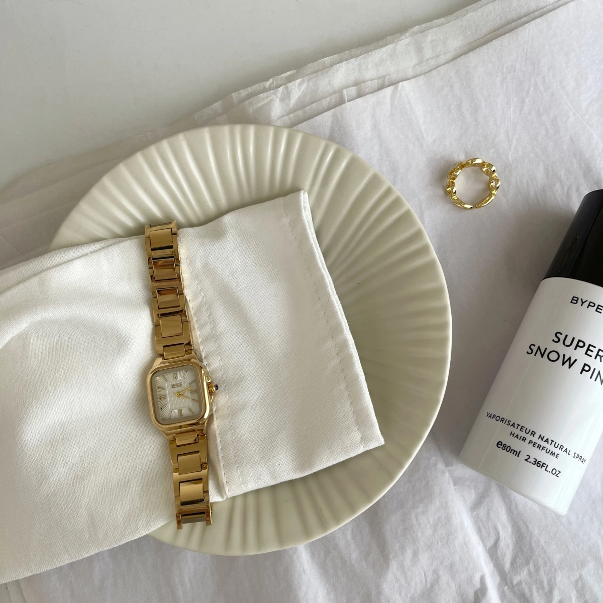 New Small Square Retro Green Women'S Watch, Elegant, Simple, Versatile, Suitable For Work, High-Value Steel Band Quartz Watch