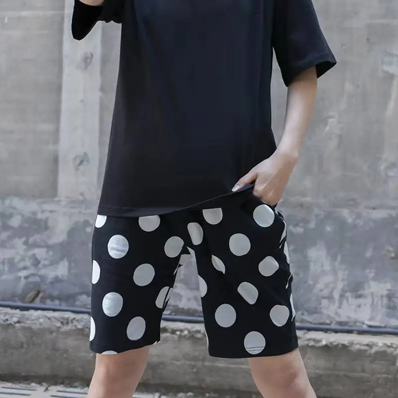 Ladies New Summer New Classic Personality Simple Wave Dot Pattern Design Leisure Loose Large Size Five Minutes Pants